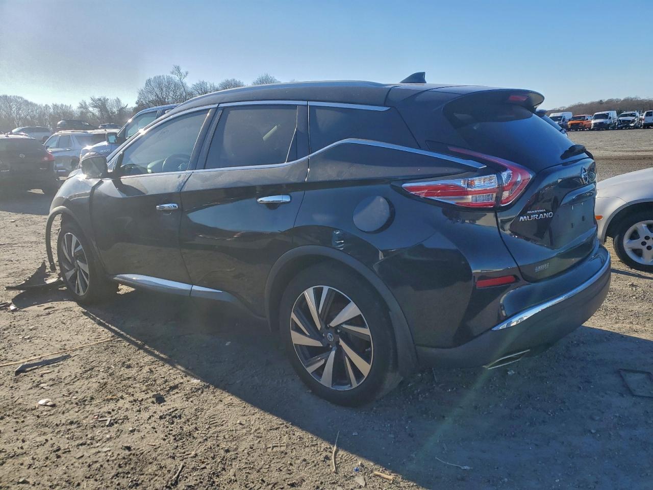 2018 NISSAN MURANO S photo 2