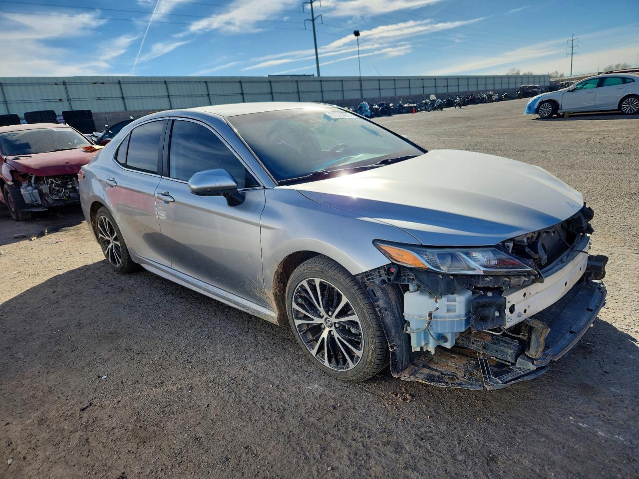 2019 TOYOTA CAMRY L photo 4