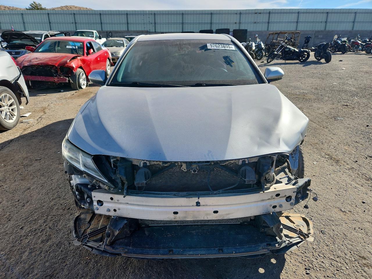 2019 TOYOTA CAMRY L photo 5
