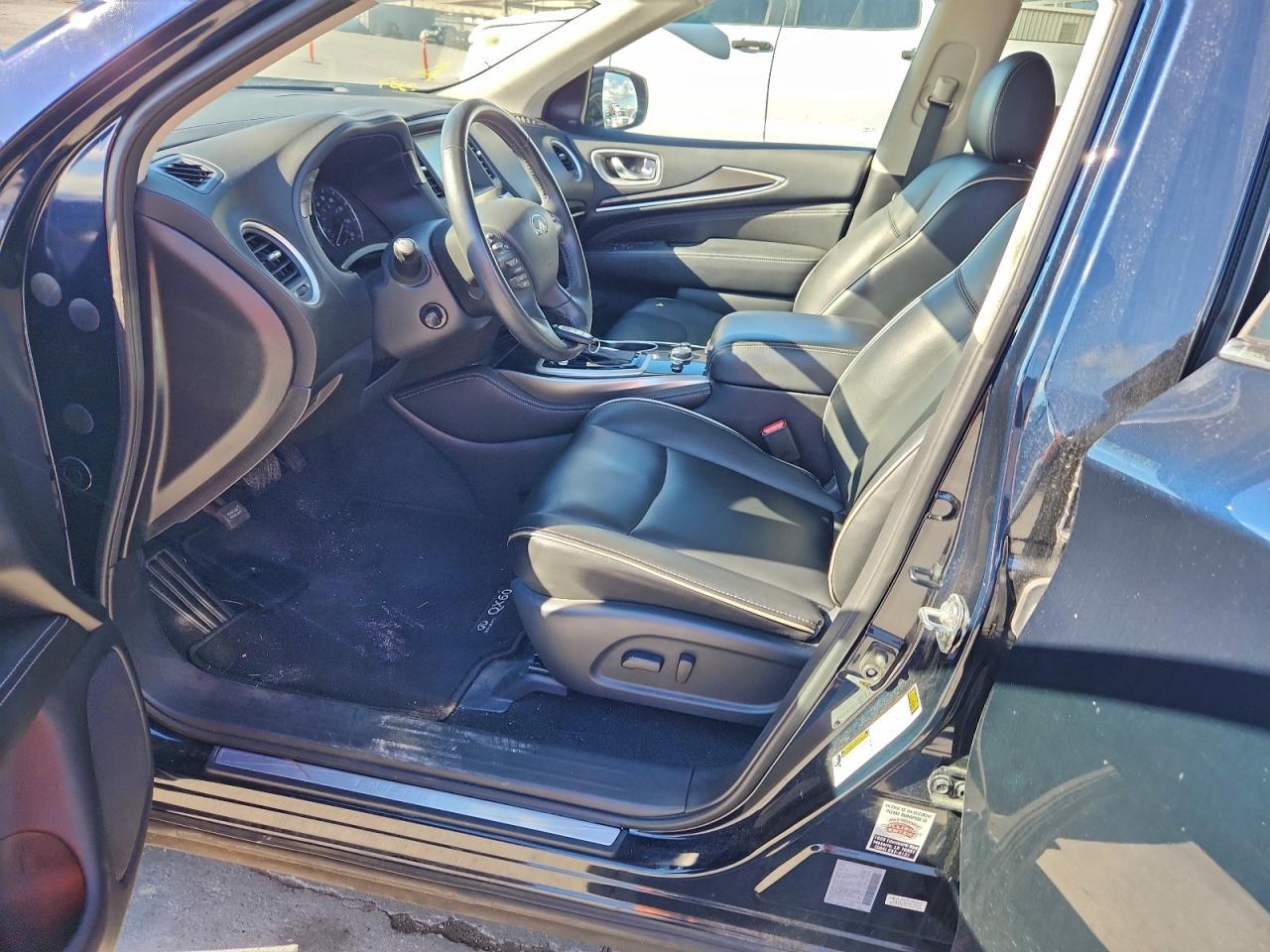 2020 INFINITI QX60 LUXE photo 7