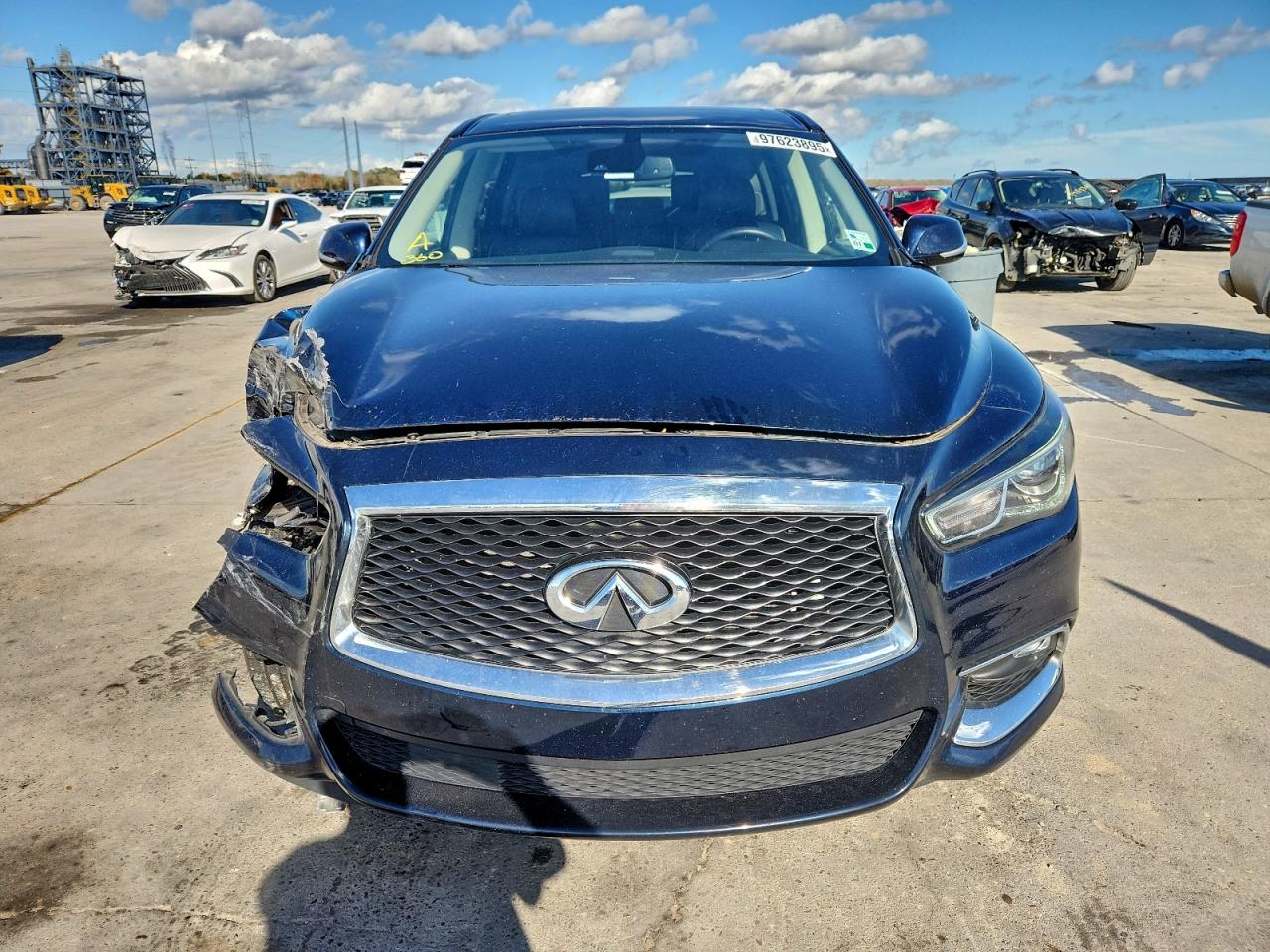 2020 INFINITI QX60 LUXE photo 5
