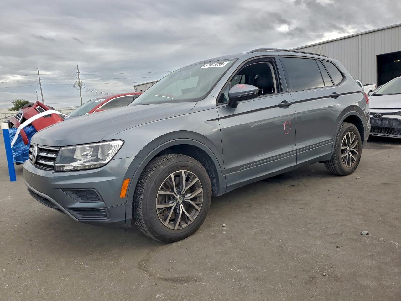 2021 VOLKSWAGEN TIGUAN
