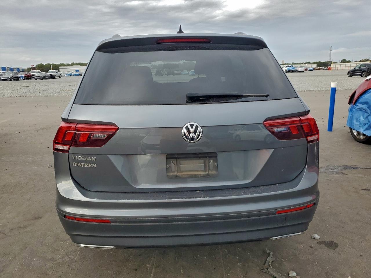 2021 VOLKSWAGEN TIGUAN S photo 6