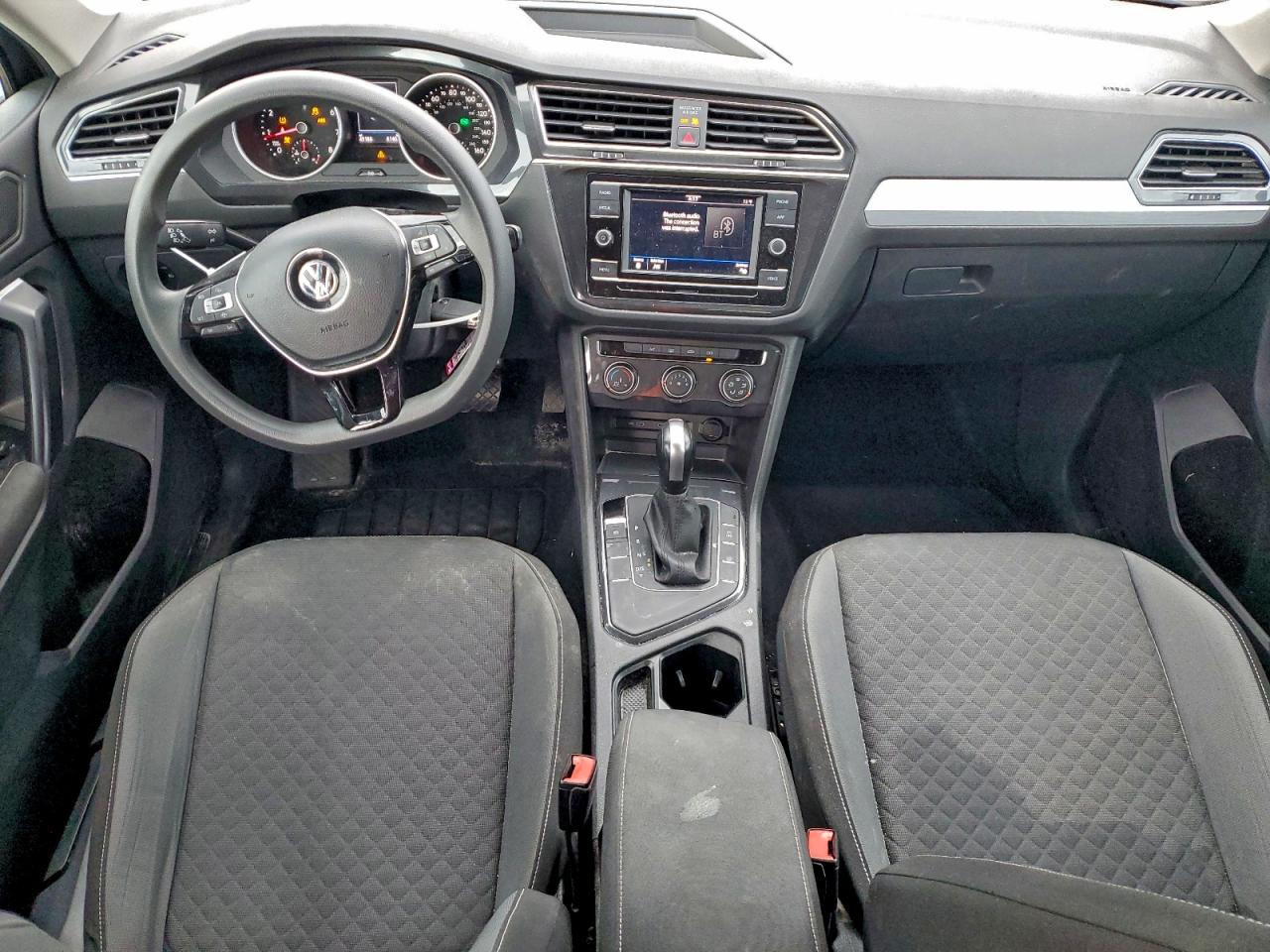 2021 VOLKSWAGEN TIGUAN S photo 8