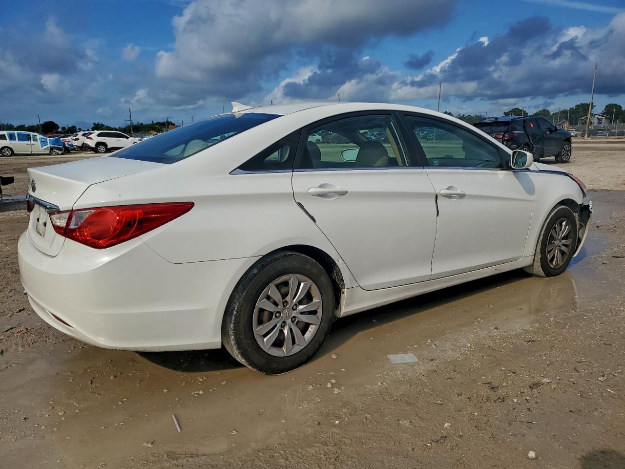 2012 HYUNDAI SONATA GLS photo 3