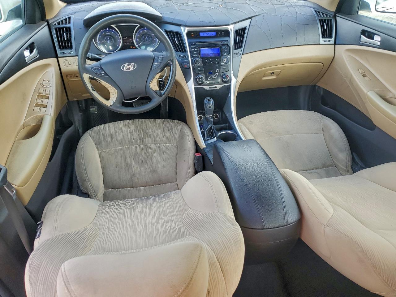 2012 HYUNDAI SONATA GLS photo 8