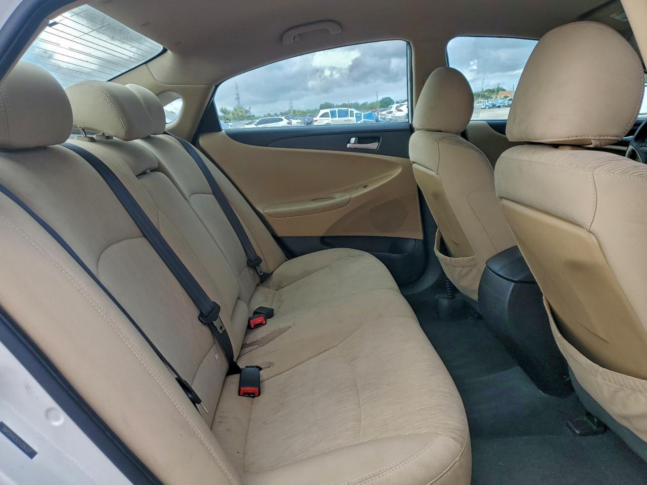 2012 HYUNDAI SONATA GLS photo 10