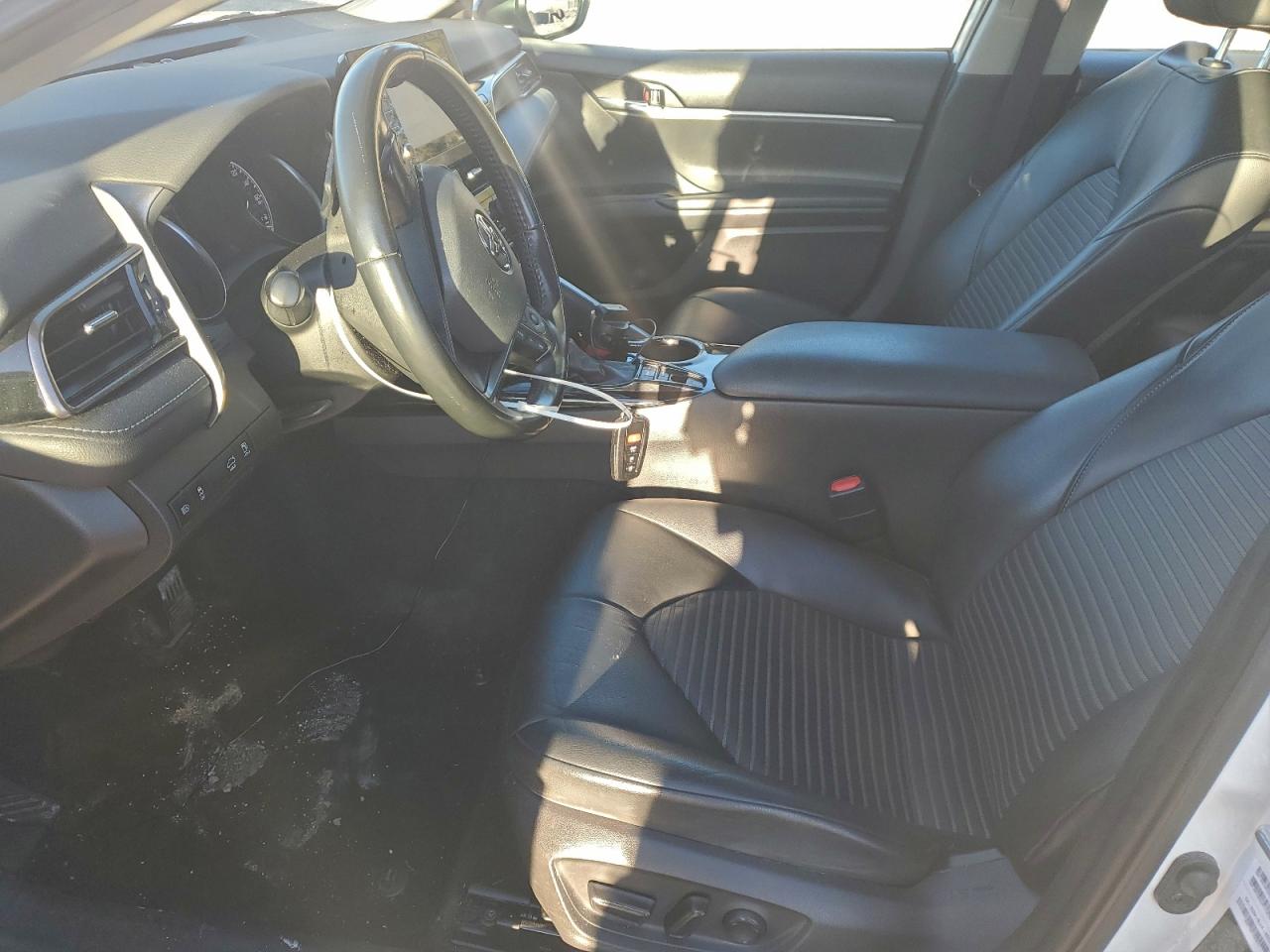 2022 TOYOTA CAMRY NIGHT SHADE photo 13