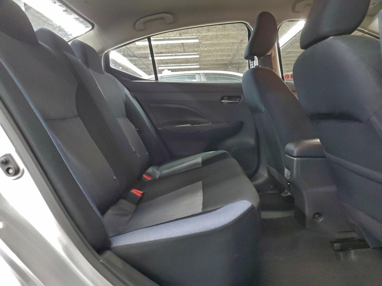 2025 NISSAN VERSA SV photo 10