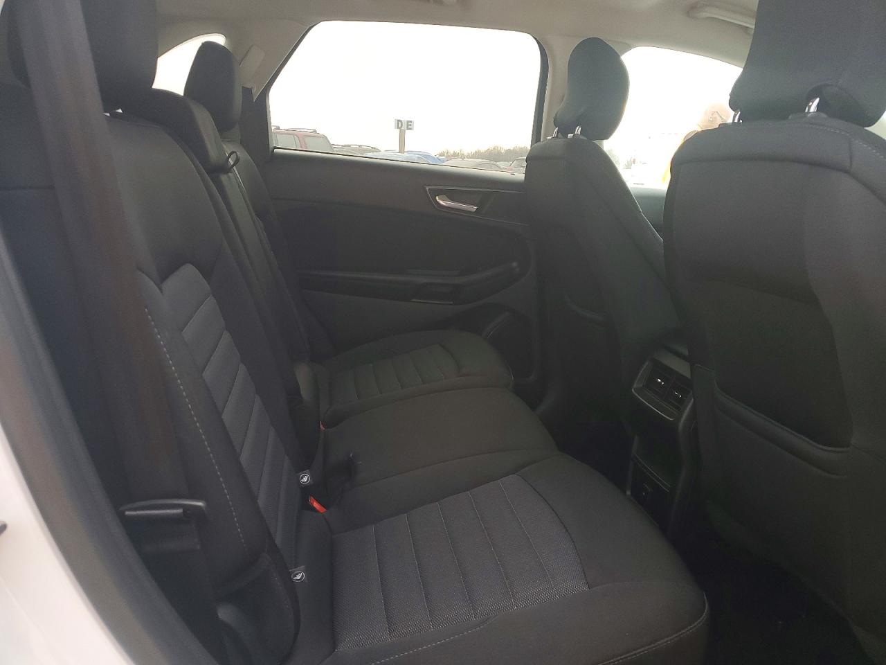2015 FORD EDGE SE photo 11
