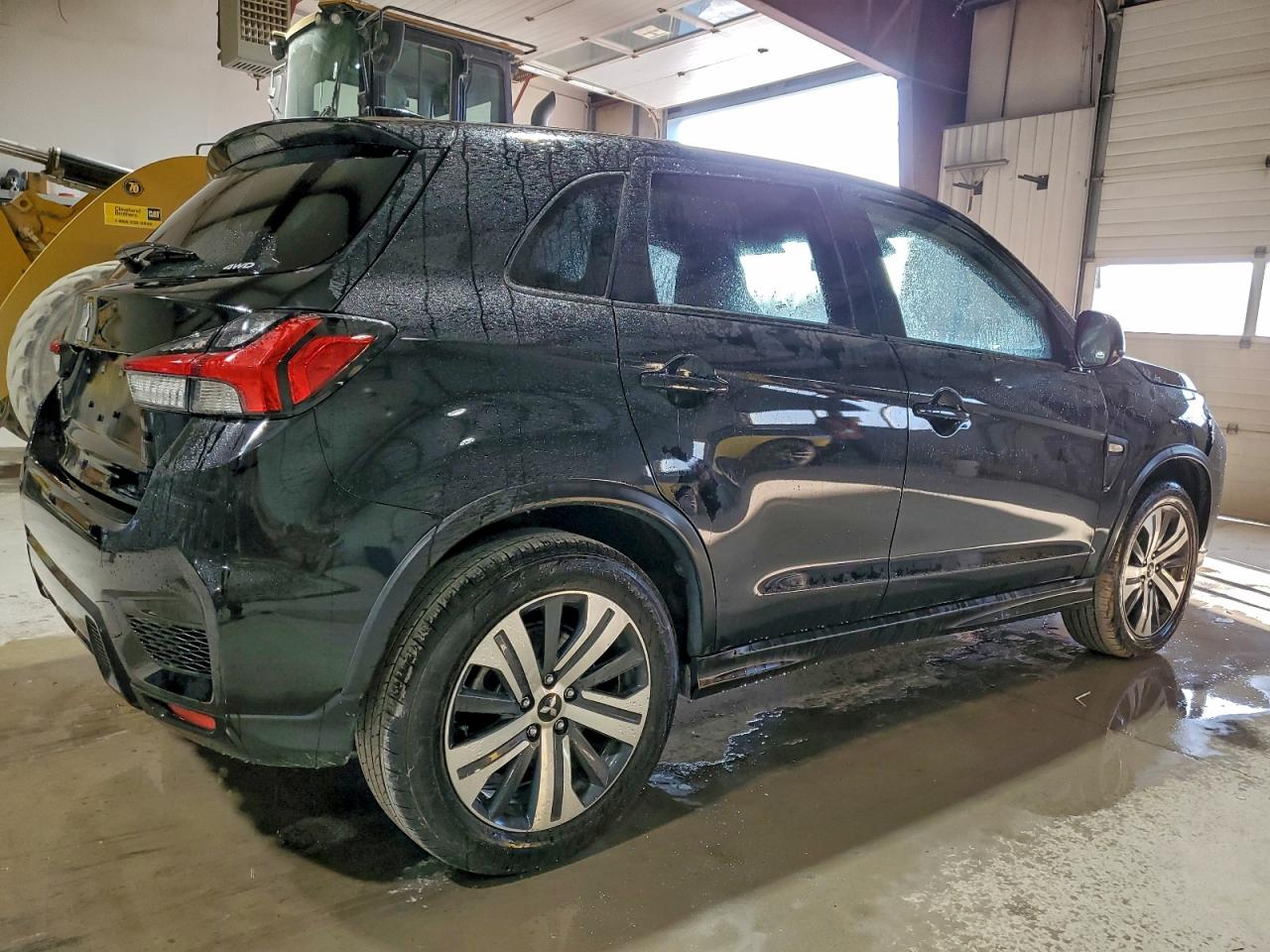 2024 MITSUBISHI OUTLANDER SPORT S/SE photo 3
