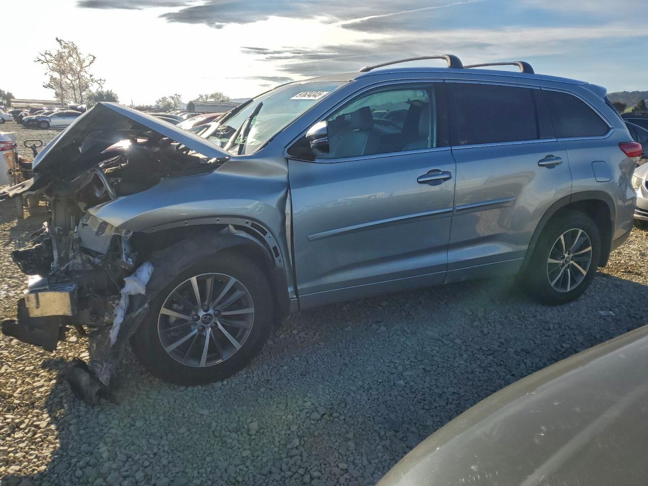 2018 TOYOTA HIGHLANDER