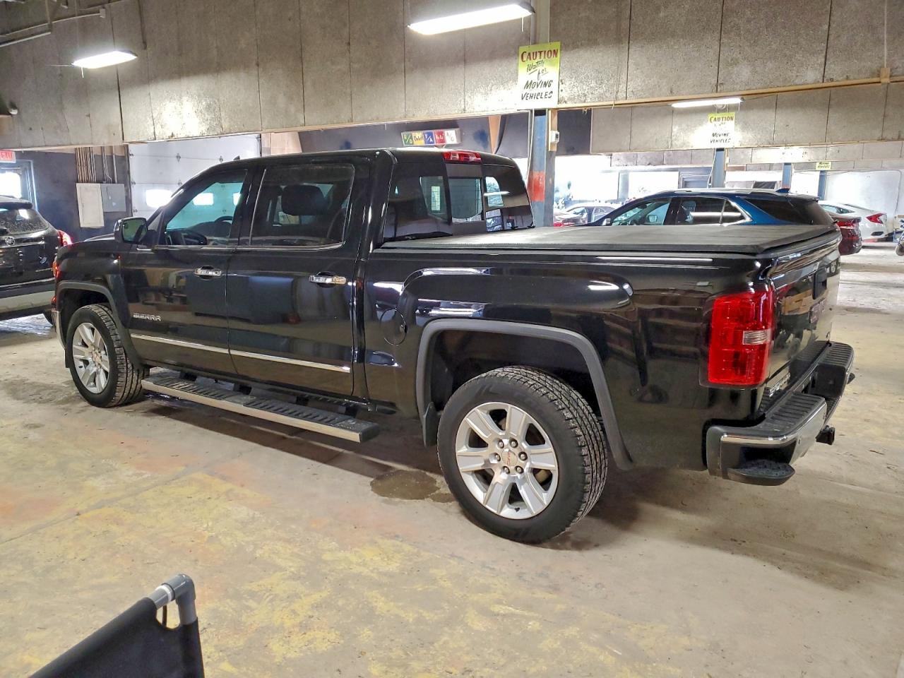 2014 GMC SIERRA C1500 SLT photo 2
