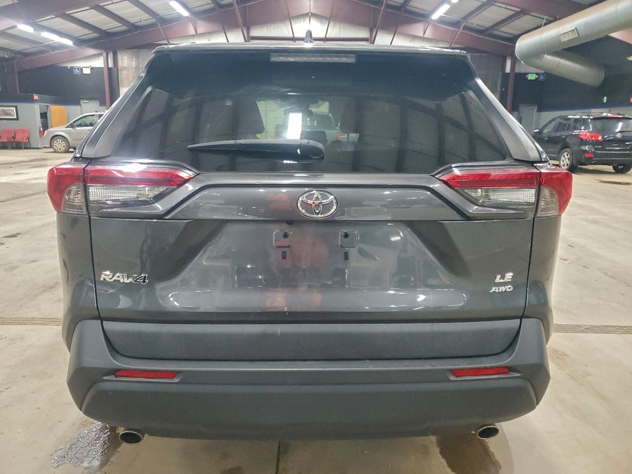 2019 TOYOTA RAV4 LE photo 6