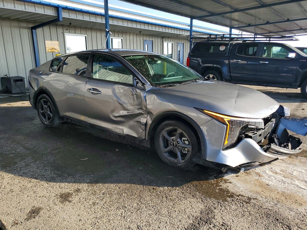 2025 KIA K4 LXS photo 4