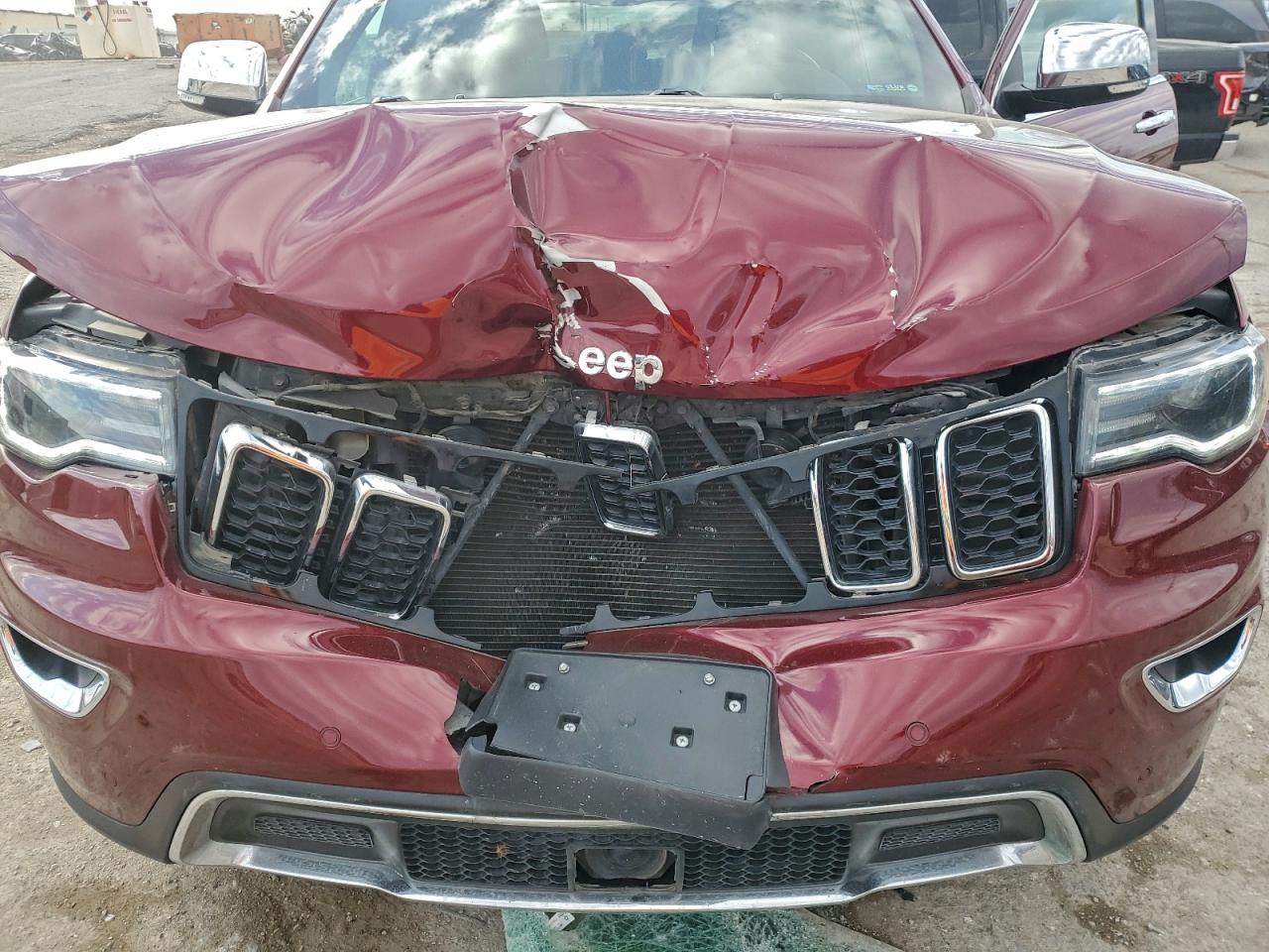2019 JEEP GRAND CHEROKEE LIMITED photo 12