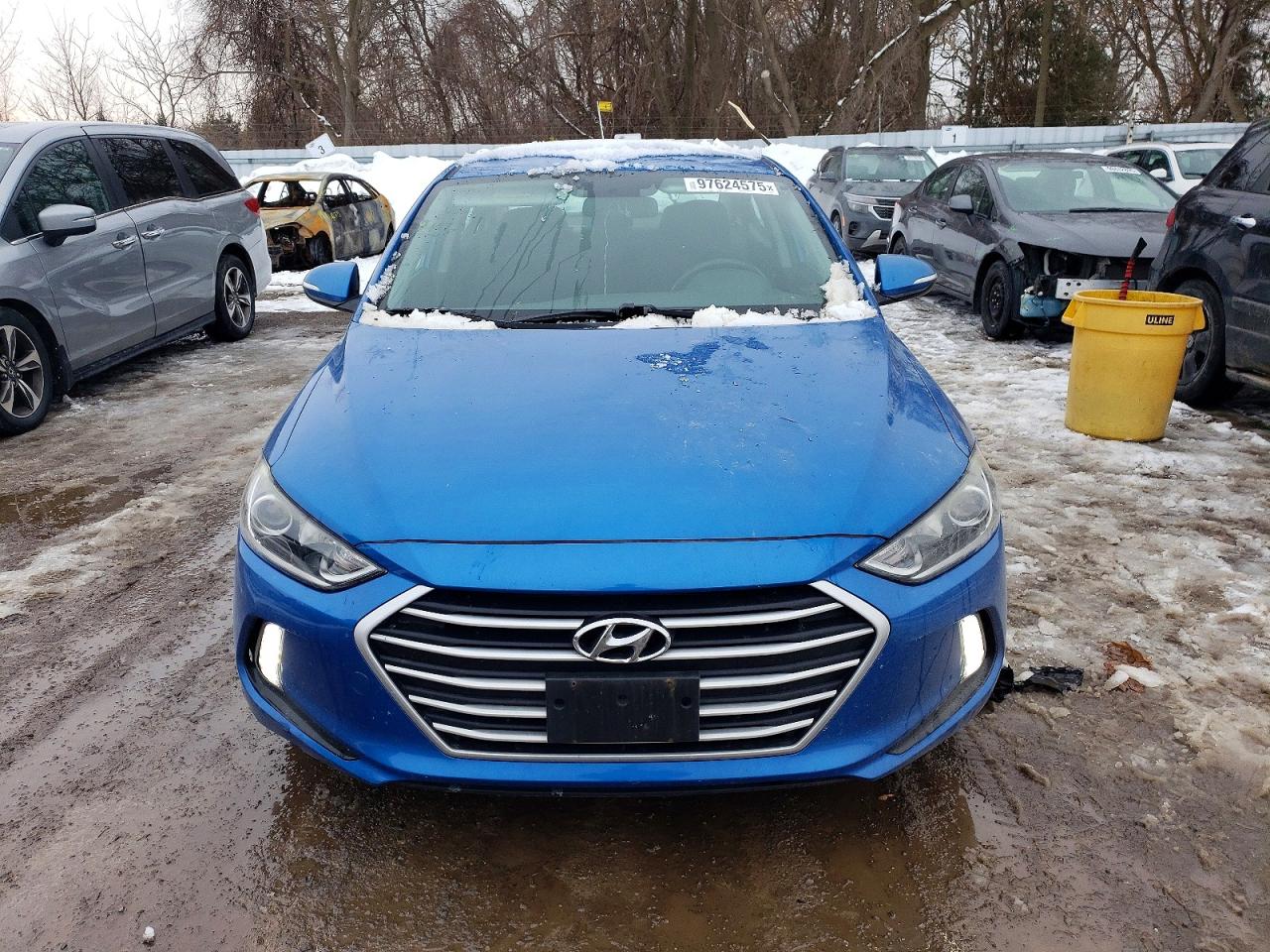 2017 HYUNDAI ELANTRA SE photo 5