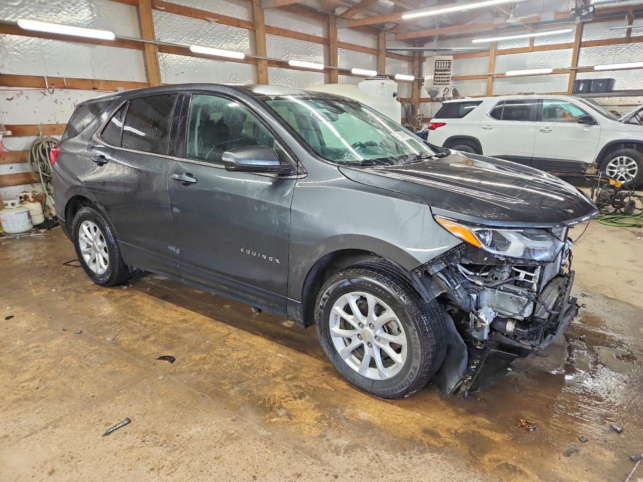 2019 CHEVROLET EQUINOX LT photo 4