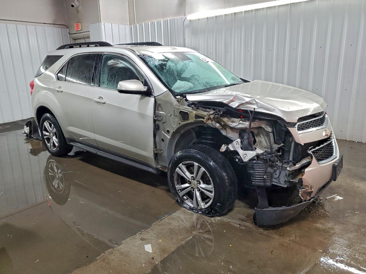 2013 CHEVROLET EQUINOX LT photo 4