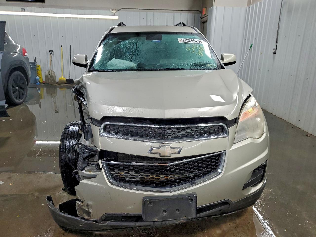2013 CHEVROLET EQUINOX LT photo 5