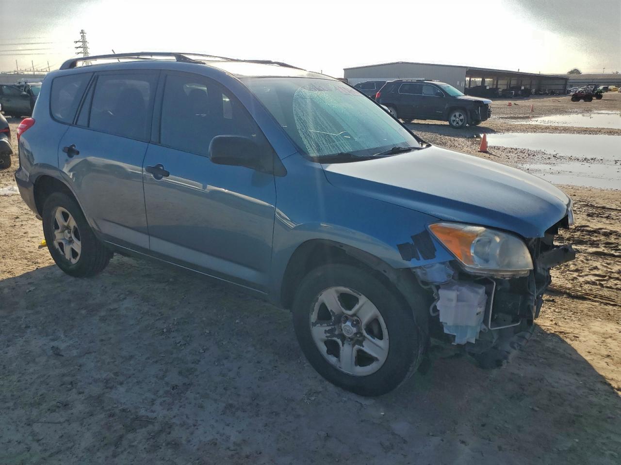 2011 TOYOTA RAV4 photo 4