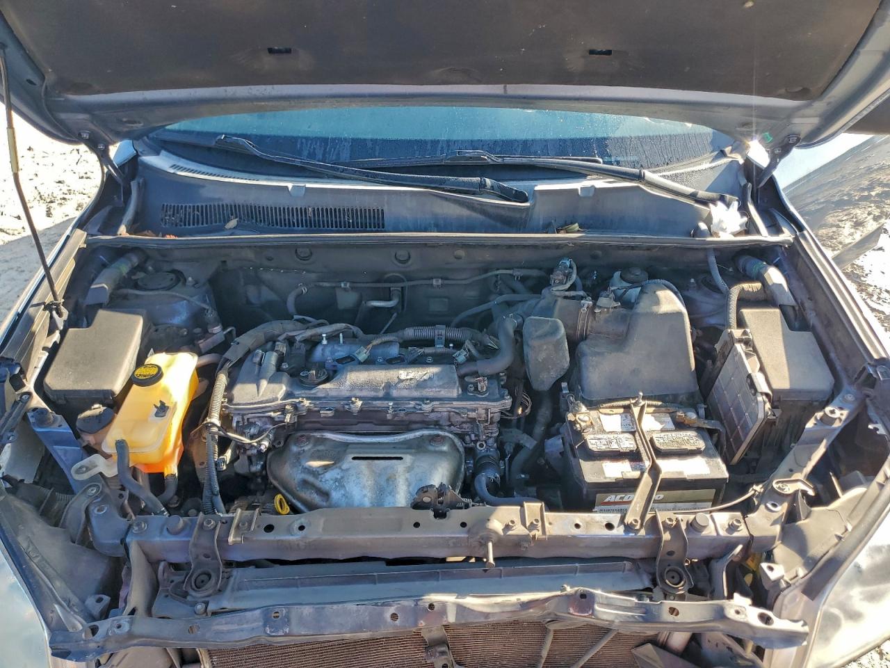 2011 TOYOTA RAV4 photo 12
