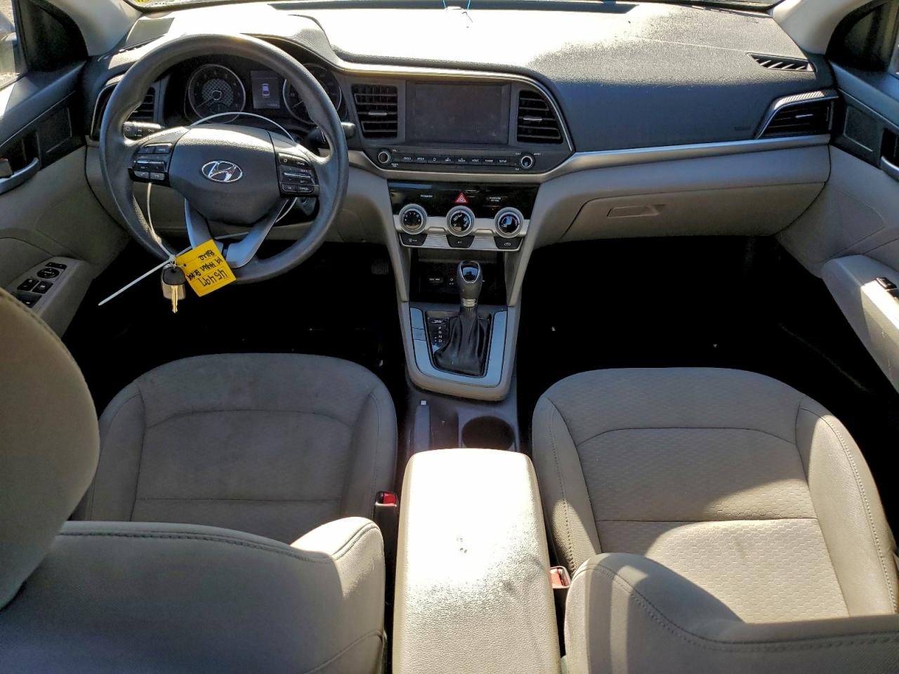 2019 HYUNDAI ELANTRA SEL photo 8
