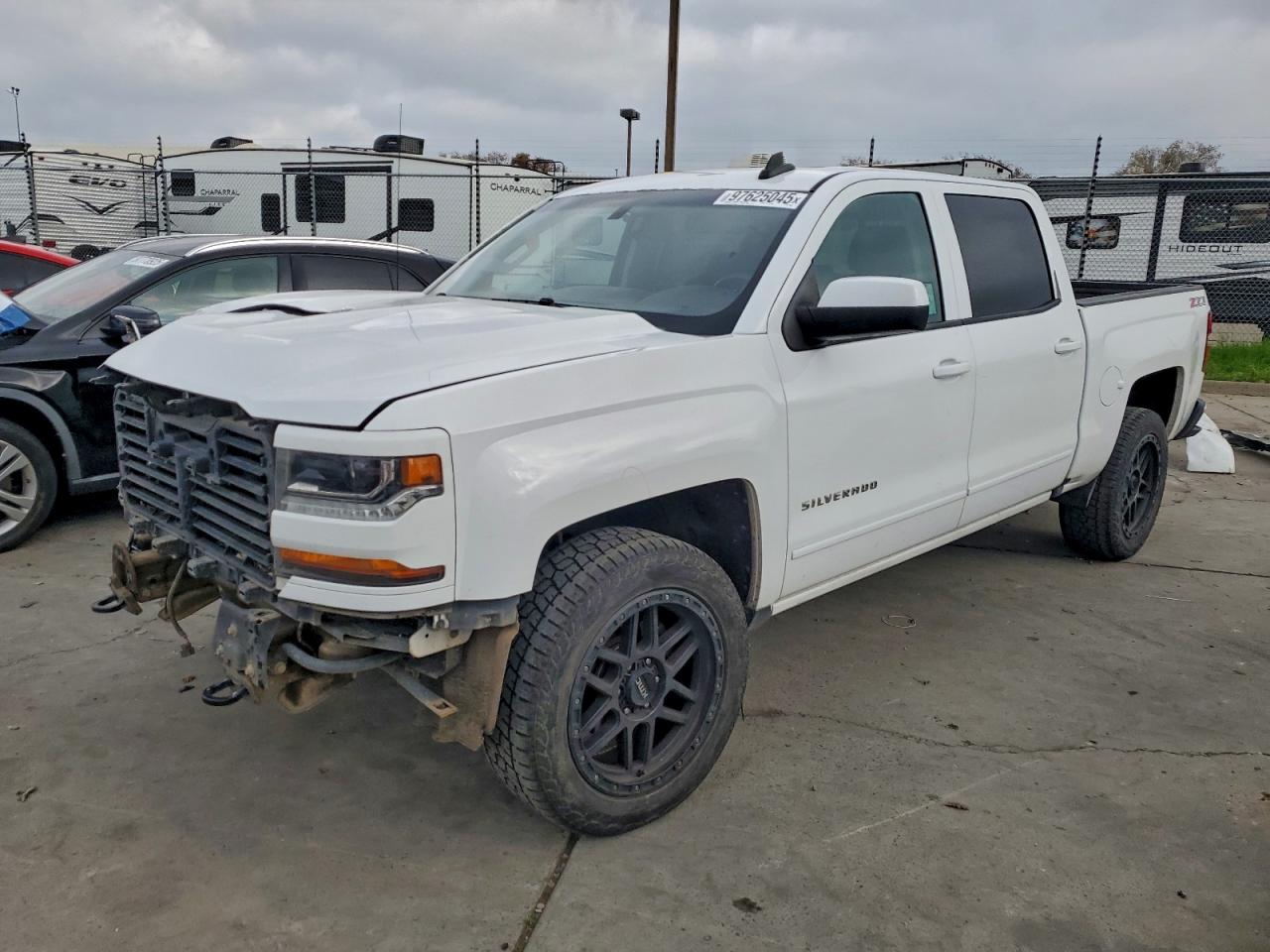2017 CHEVROLET SILVERADO