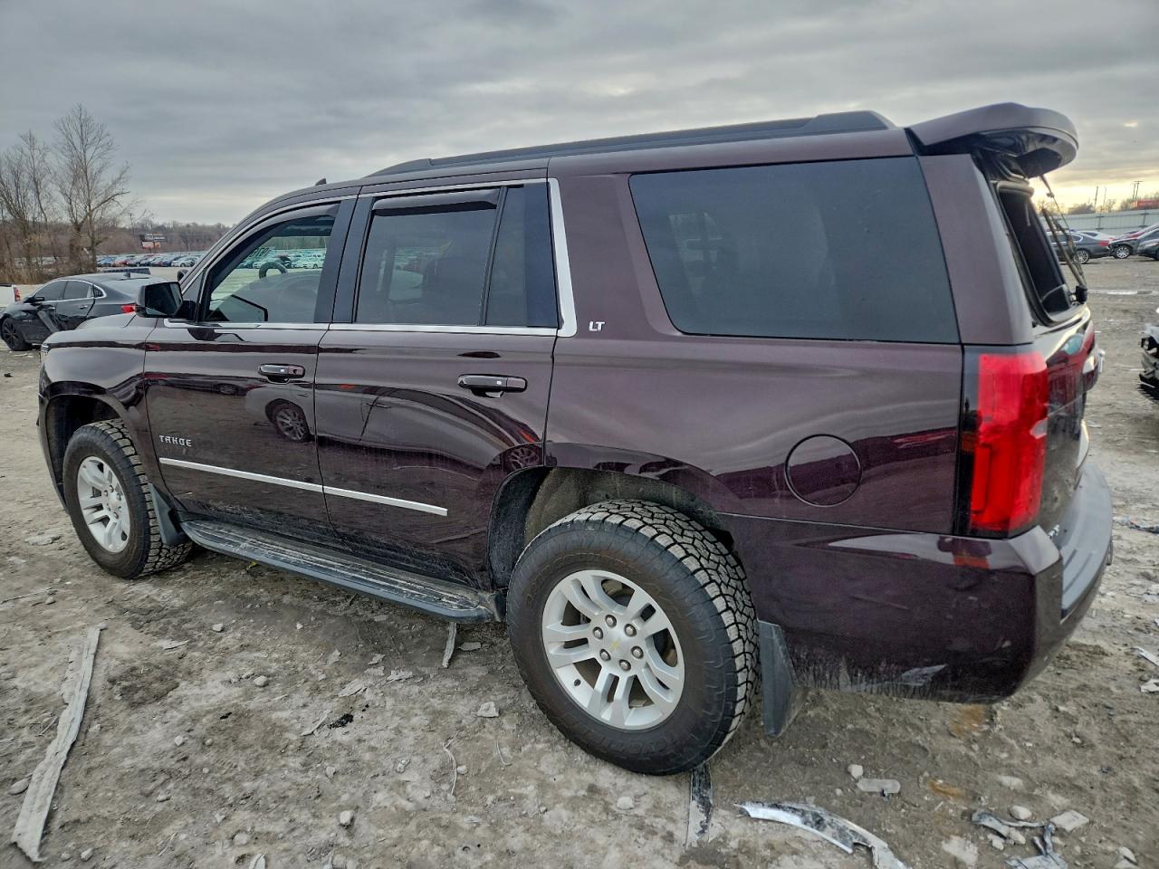 2020 CHEVROLET TAHOE K1500 LT photo 2