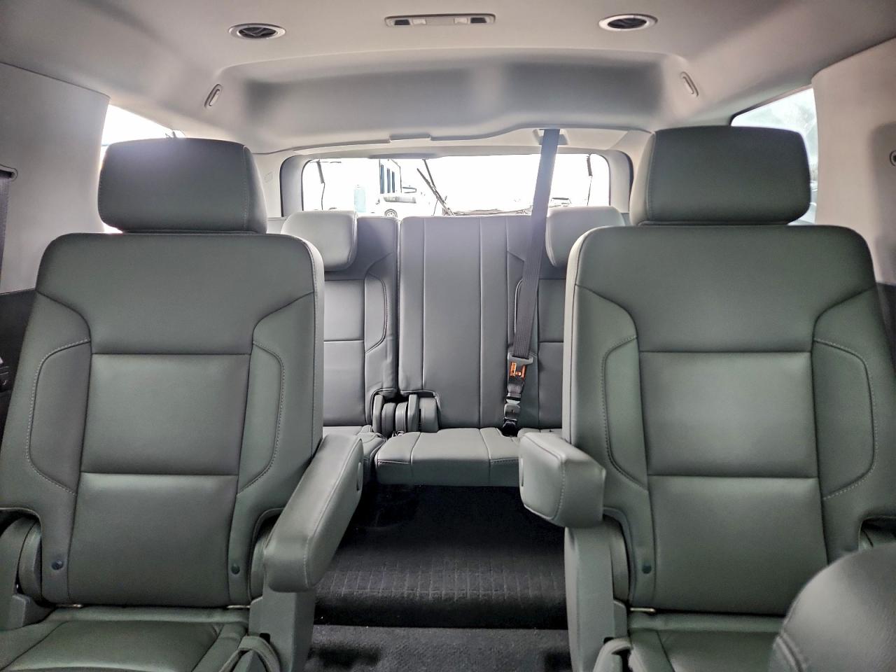 2020 CHEVROLET TAHOE K1500 LT photo 10