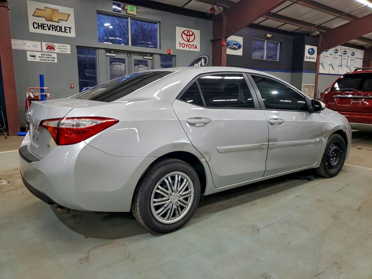 2014 TOYOTA COROLLA L photo 3