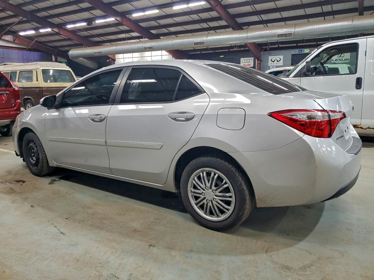 2014 TOYOTA COROLLA L photo 2