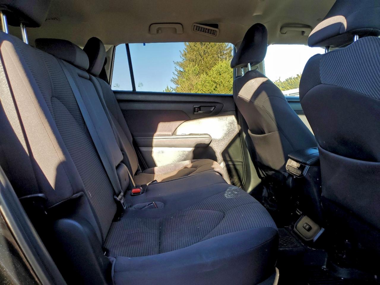 2021 TOYOTA HIGHLANDER L photo 11