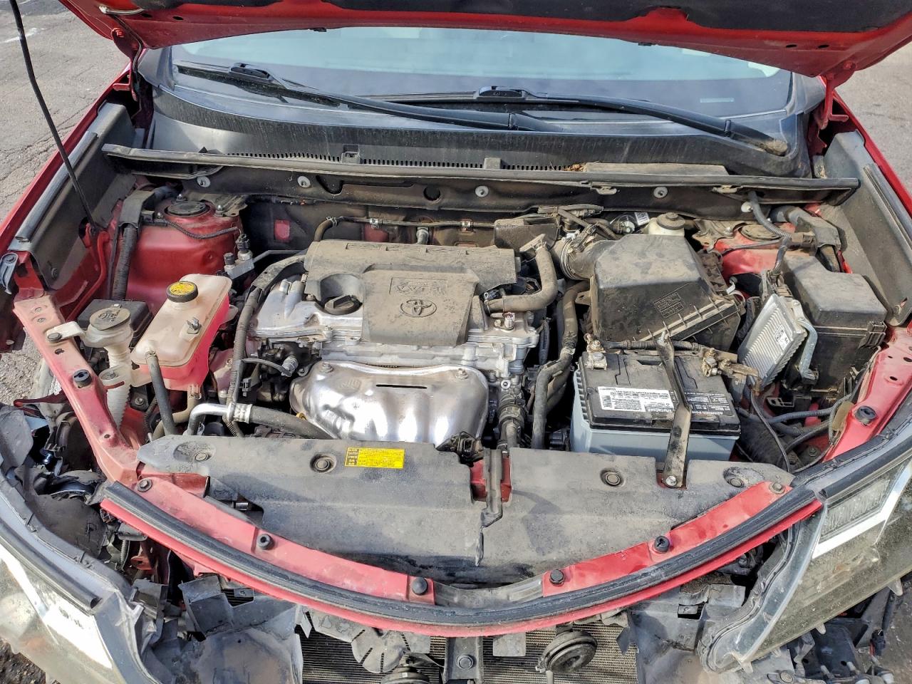 2015 TOYOTA RAV4 XLE photo 12