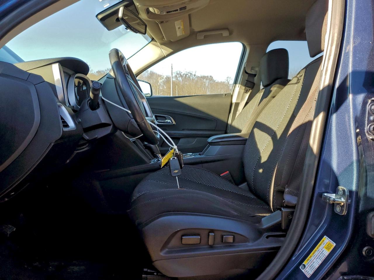 2017 CHEVROLET EQUINOX LT photo 7