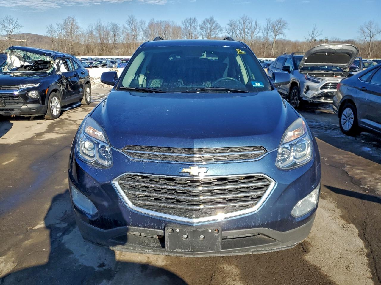 2017 CHEVROLET EQUINOX LT photo 5