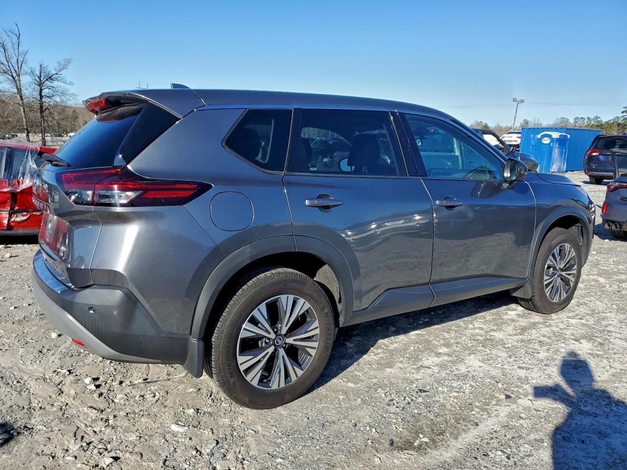 2021 NISSAN ROGUE SV photo 3