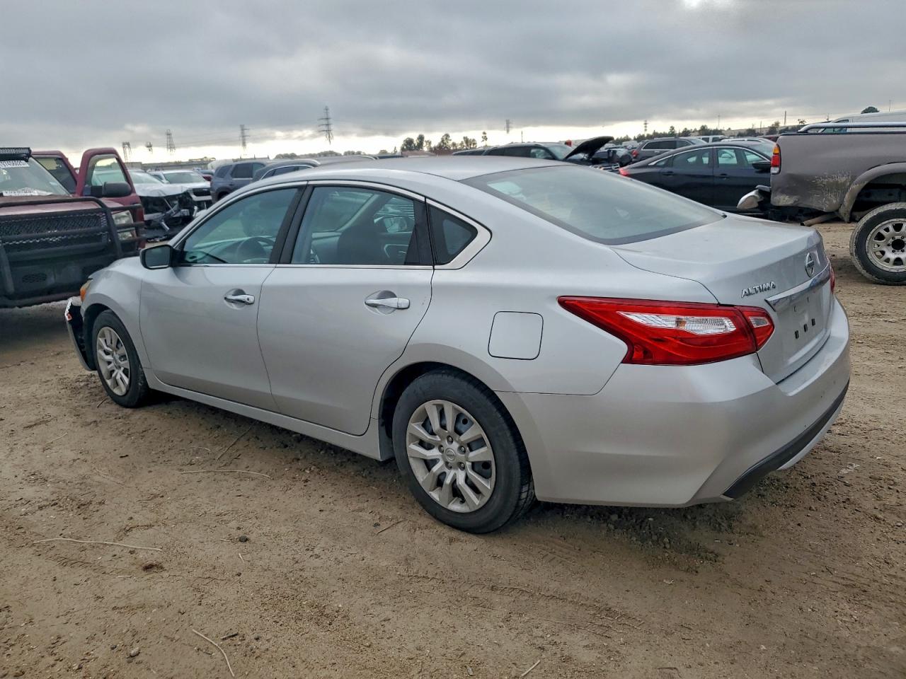 2017 NISSAN ALTIMA 2.5 photo 2