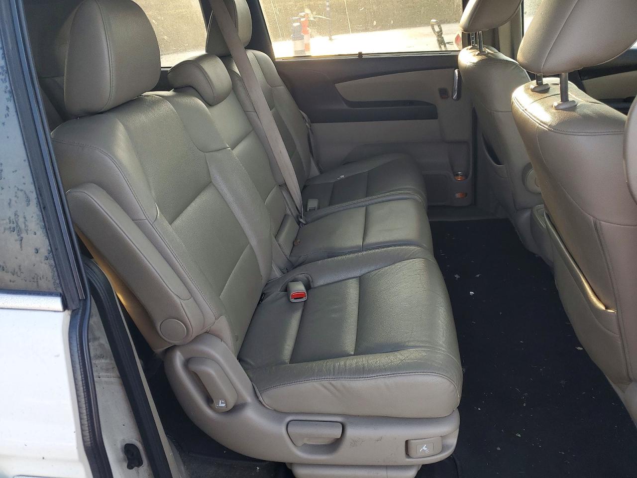 2016 HONDA ODYSSEY EXL photo 11
