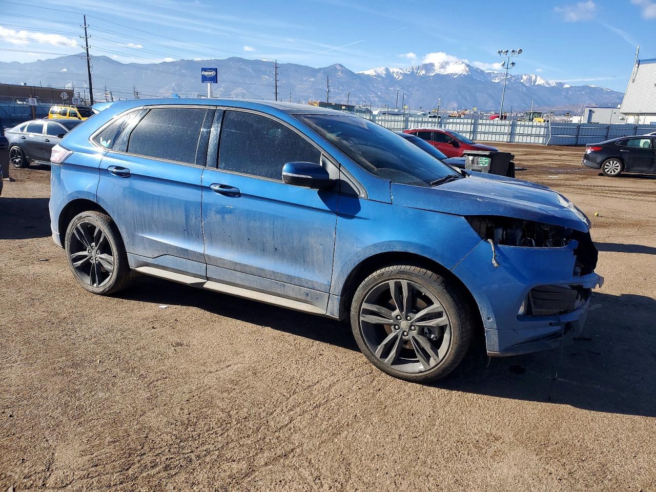 2020 FORD EDGE ST photo 4