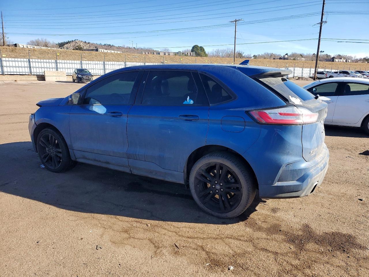 2020 FORD EDGE ST photo 2
