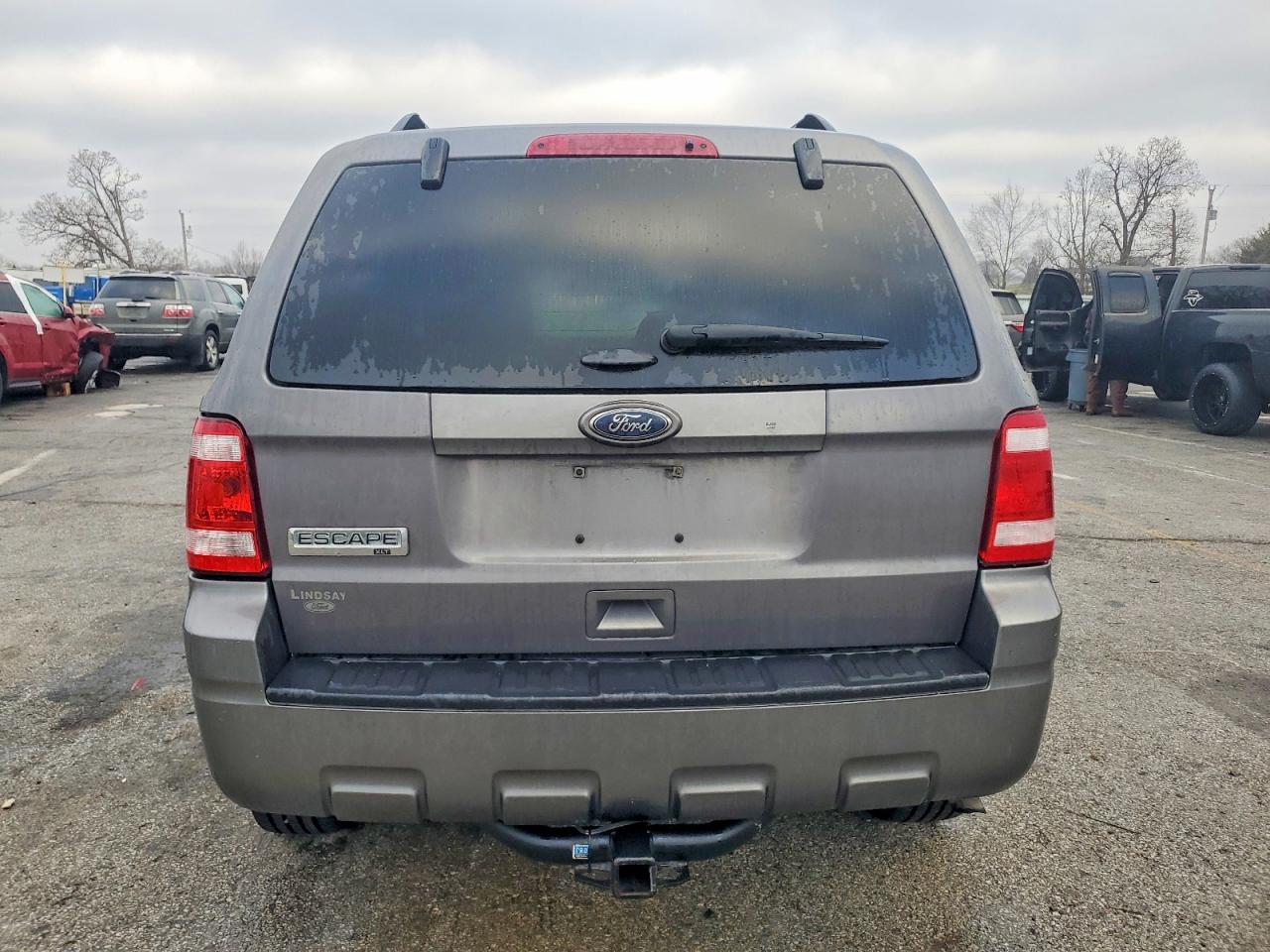 2012 FORD ESCAPE XLT photo 6