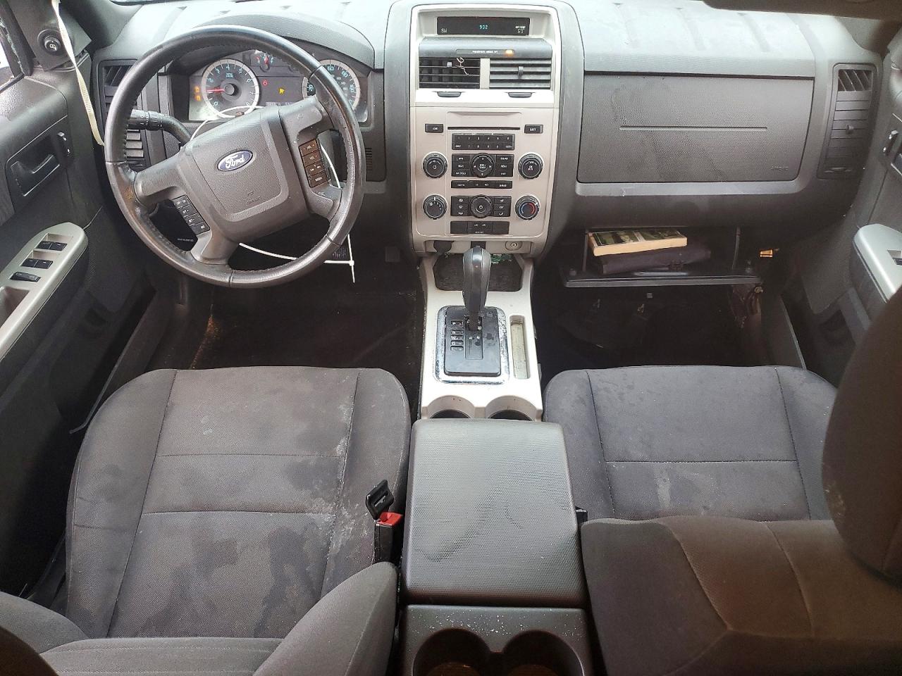 2012 FORD ESCAPE XLT photo 8