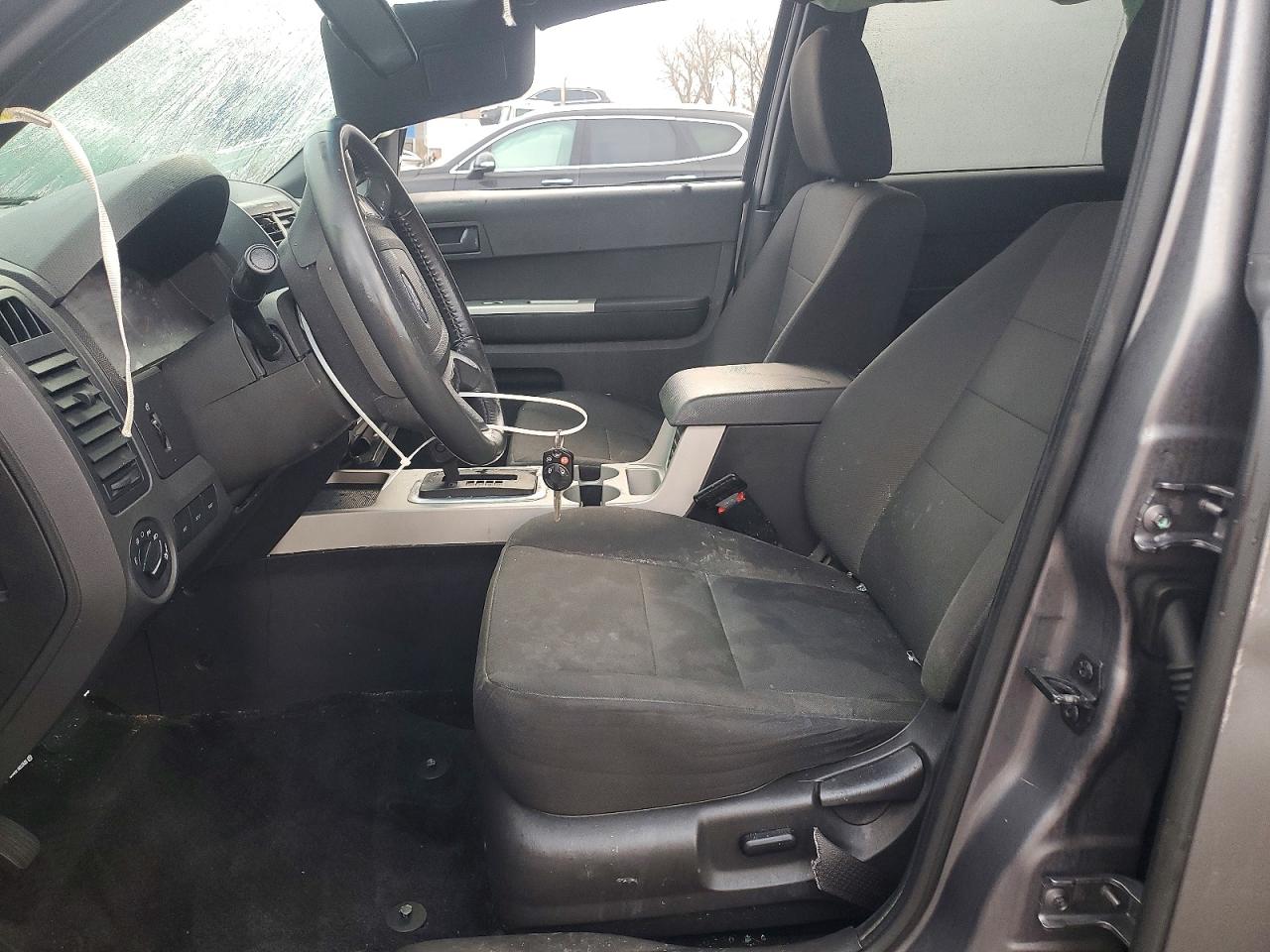 2012 FORD ESCAPE XLT photo 7