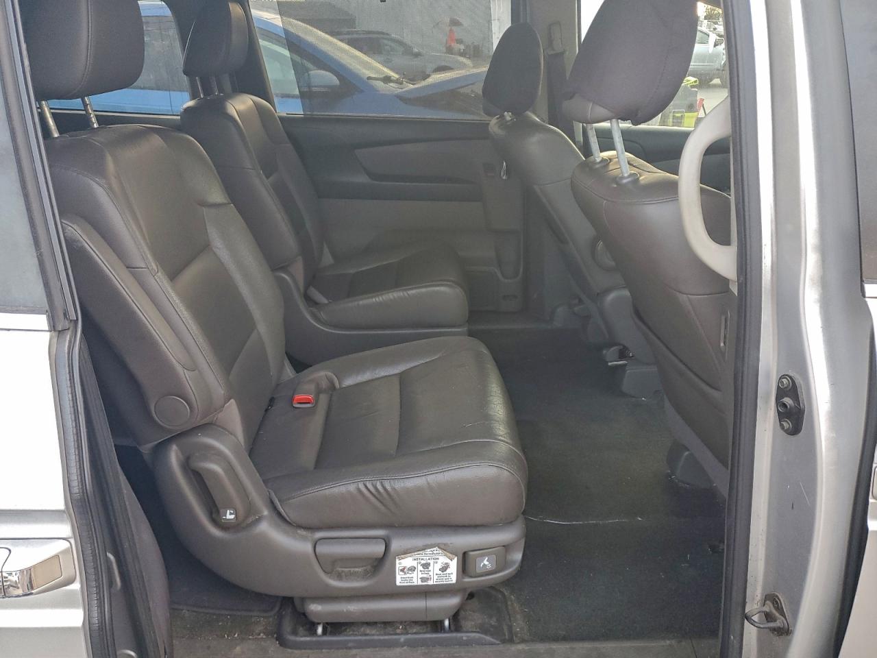 2014 HONDA ODYSSEY EXL photo 10