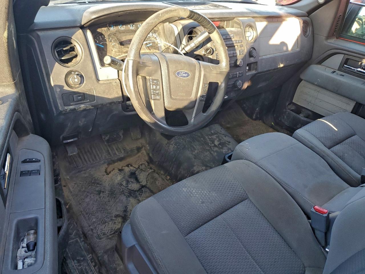 2013 FORD F150 photo 8