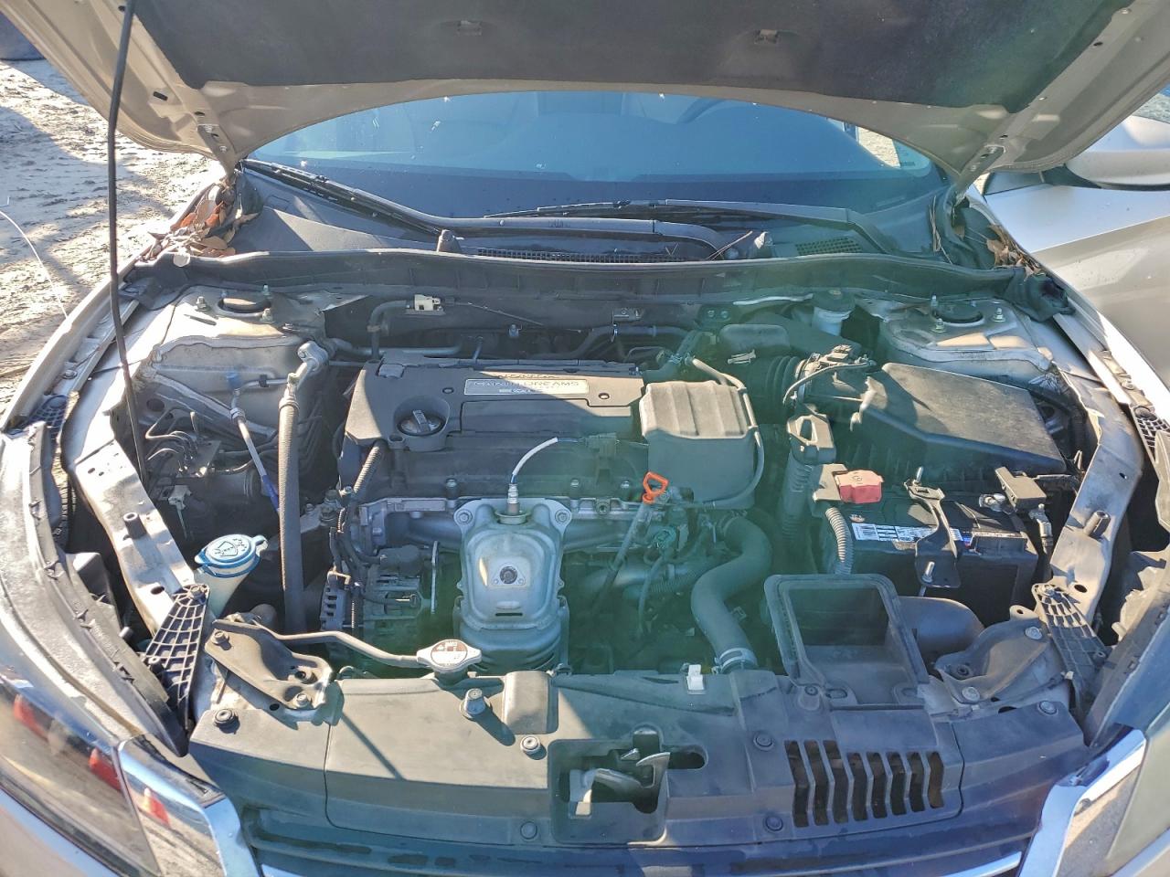 2015 HONDA ACCORD LX photo 11
