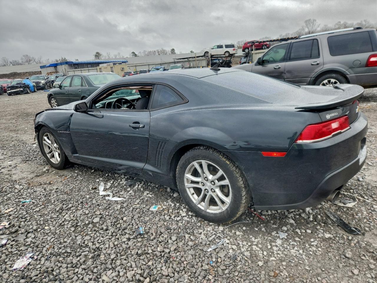2015 CHEVROLET CAMARO LT photo 2
