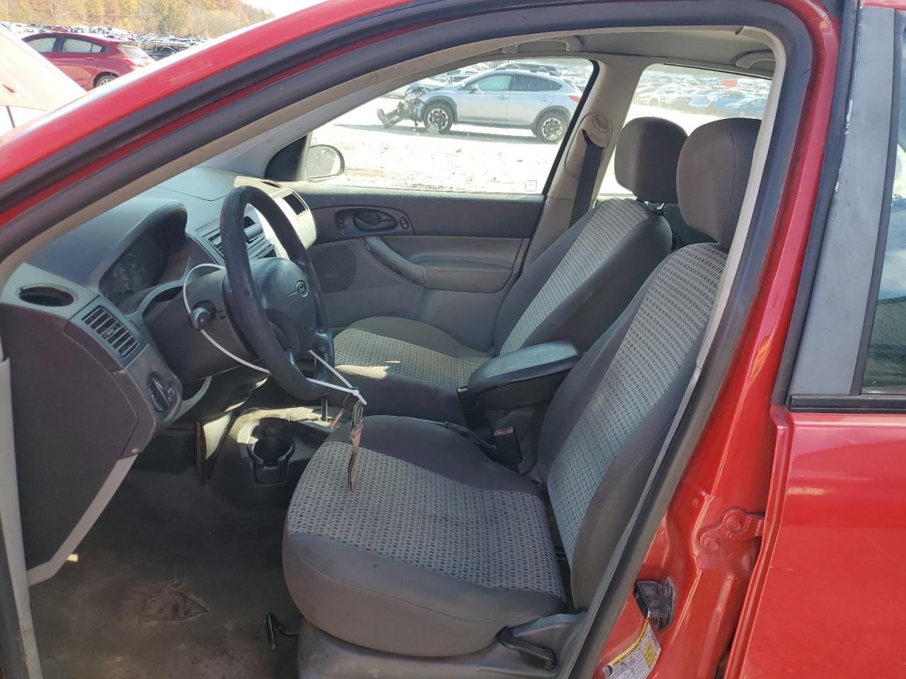 2007 FORD FOCUS ZX4 photo 7