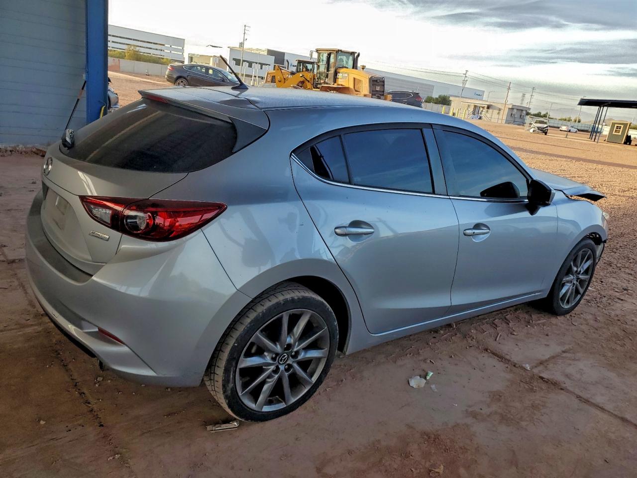 2018 MAZDA 3 TOURING photo 3